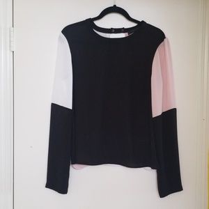 BCBG Long sleeve top Size M NWOT